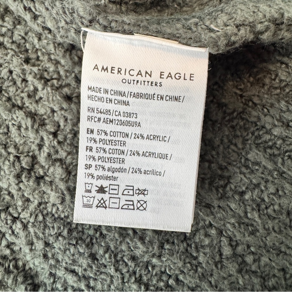 American Eagle XS Green Oversized Chunky Knit Cardigan Sweater ~ Grandpa Casual - Picture 8 of 8